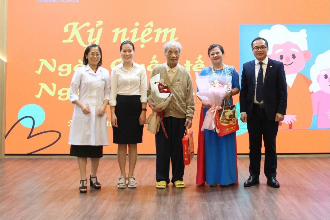 Tình trạng NSND Trần Hiếu- Ảnh 2. Tình trạng NSND Trần Hiếu- Ảnh 2.