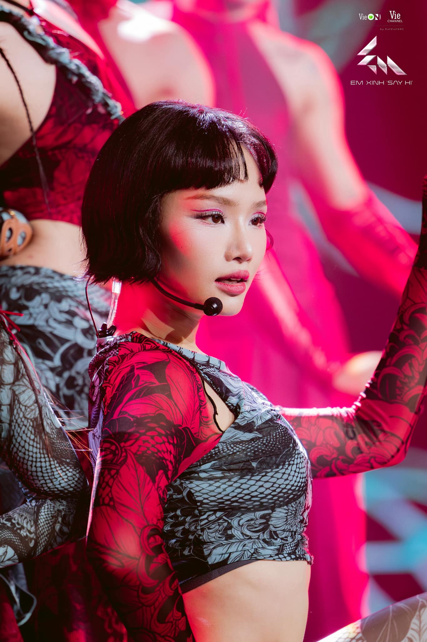 Miu Lê đang gặp rắc rối- Ảnh 4. Miu Lê đang gặp rắc rối- Ảnh 4.