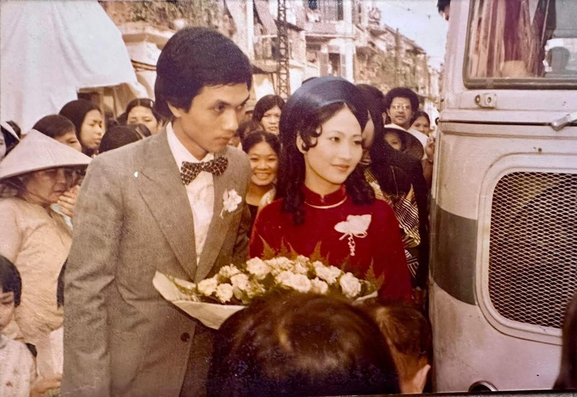 Nữ NSND là minh tinh miền Bắc: Mỹ nhân phố cổ, làm đám cưới tắc cả Hàng Đào- Ảnh 3. Nữ NSND là minh tinh miền Bắc: Mỹ nhân phố cổ, làm đám cưới tắc cả Hàng Đào- Ảnh 3.