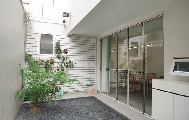 Rút sổ tiết kiệm về quê xây nhà 3 tỷ đồng sống cùng gia đình chồng, người phụ nữ bày tỏ: “Ước gì biết điều này sớm hơn”- Ảnh 8. Rút sổ tiết kiệm về quê xây nhà 3 tỷ đồng sống cùng gia đình chồng, người phụ nữ bày tỏ: “Ước gì biết điều này sớm hơn”- Ảnh 8.