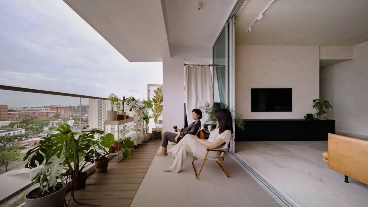 Kinh nghiệm 15 năm sống chung cư: Tôi nhận ra nên mua nhà có ban công phòng ngủ hay ban công phòng khách, chọn đúng thì sống sướng, bán dễ- Ảnh 1. Kinh nghiệm 15 năm sống chung cư: Tôi nhận ra nên mua nhà có ban công phòng ngủ hay ban công phòng khách, chọn đúng thì sống sướng, bán dễ- Ảnh 1.