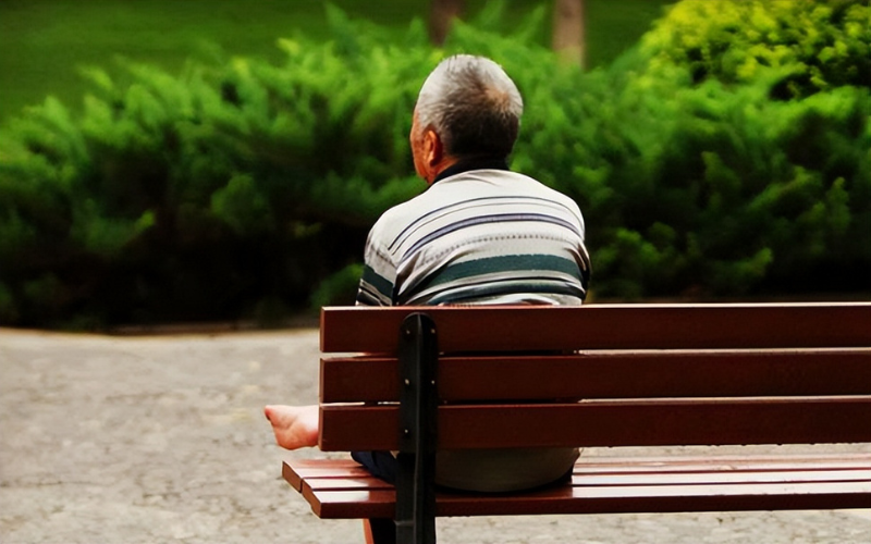 Bán 20 cây vàng mua nhà 12 tỷ đồng, 2 năm sau phải ra đường kiếm từng đồng lẻ, người đàn ông cay đắng thừa nhận: “Đời tôi thất bại”- Ảnh 2. Bán 20 cây vàng mua nhà 12 tỷ đồng, 2 năm sau phải ra đường kiếm từng đồng lẻ, người đàn ông cay đắng thừa nhận: “Đời tôi thất bại”- Ảnh 2.