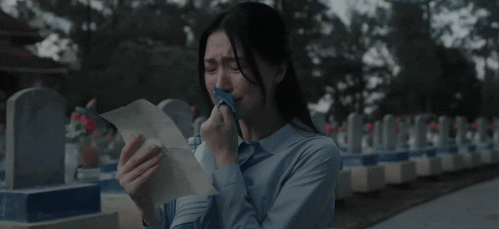 Chi hơn 2 tỷ làm MV Nỗi Đau Giữa Hòa Bình và cái kết của Hòa Minzy- Ảnh 4. Chi hơn 2 tỷ làm MV Nỗi Đau Giữa Hòa Bình và cái kết của Hòa Minzy- Ảnh 4.