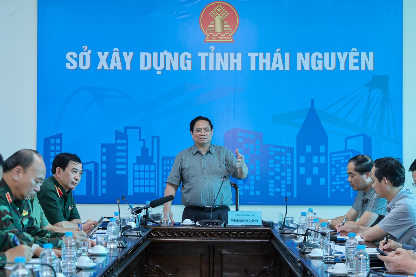Thủ tướng giao Thái Nguyên làm đường, đê kiên cố hai bên sông Cầu, ngăn ngập lụt- Ảnh 1.