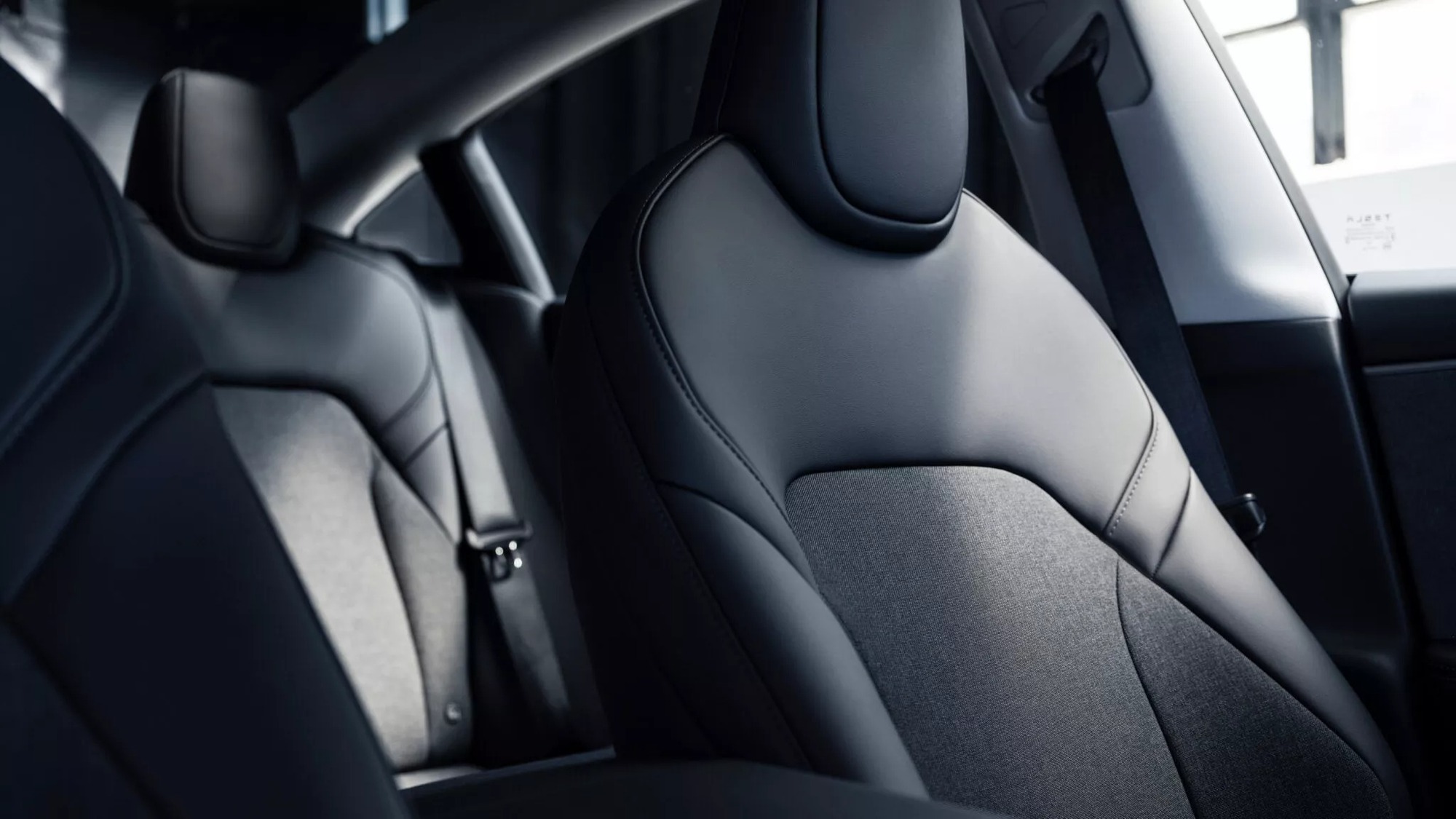Tesla ra mắt phiên bản giá rẻ cho xe điện Model 3 và Model Y: Giá thấp nhất tương đương 975 triệu, quyết đấu xe Trung Quốc- Ảnh 17.