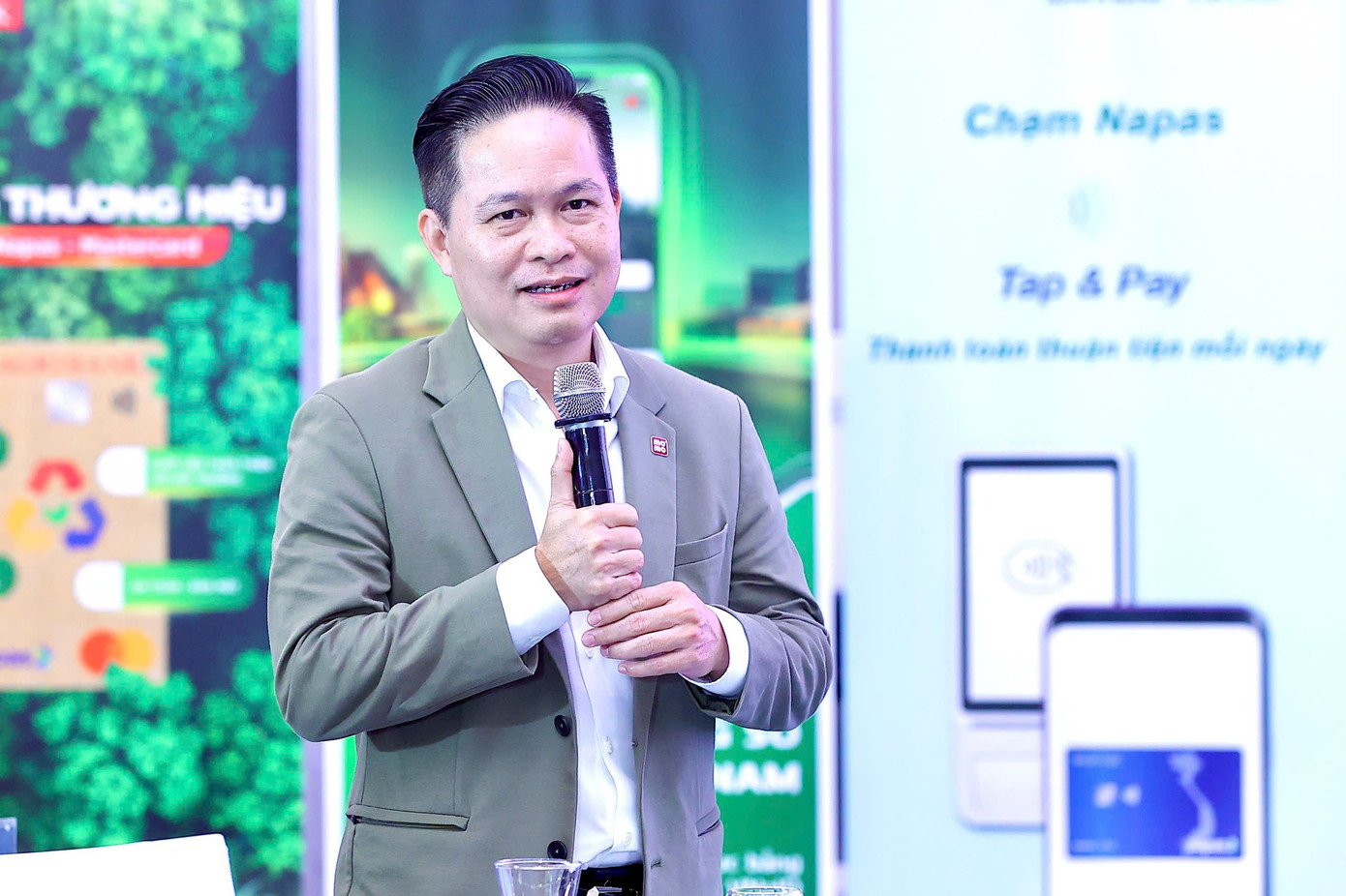 'Kỳ lân' MoMo tiết lộ tham vọng mở QR xuyên biên giới, NAPAS chuẩn bị đón khách Trung Quốc 'quét mã' tại Việt Nam- Ảnh 2.