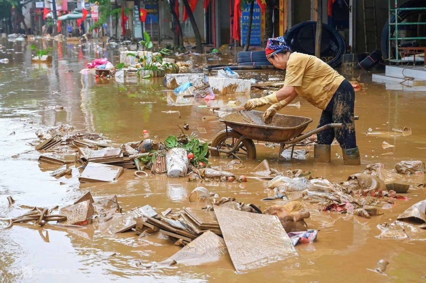 Lũ rút, Thái Nguyên hiện lên với một khung cảnh tan hoang đến xót xa- Ảnh 11. Lũ rút, Thái Nguyên hiện lên với một khung cảnh tan hoang đến xót xa- Ảnh 11.
