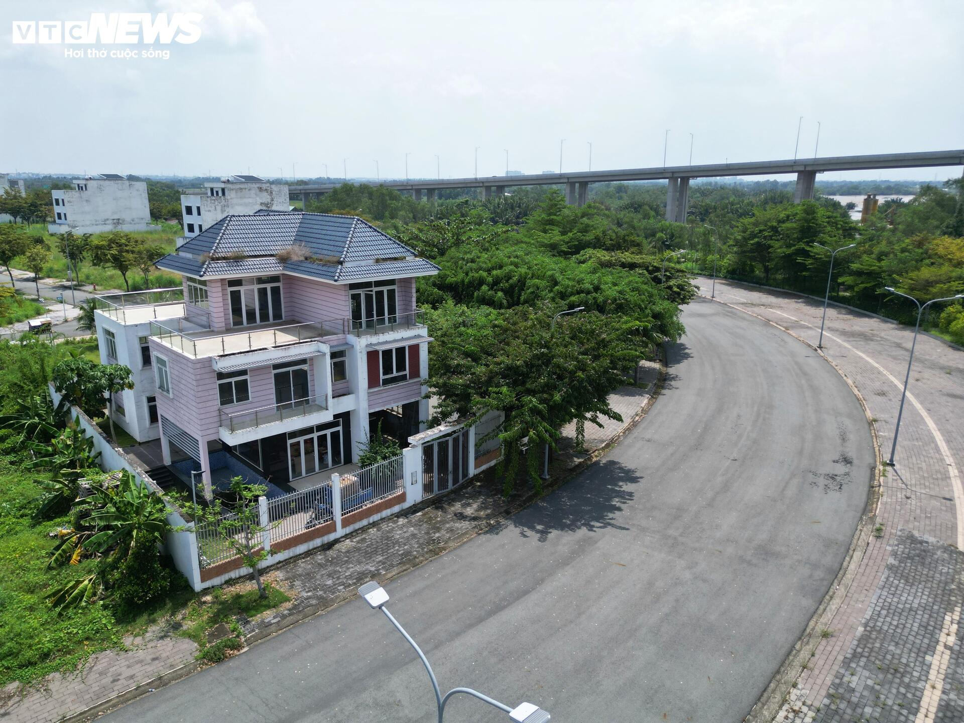 Cận cảnh siêu dự án khiến loạt cựu lãnh đạo tỉnh Đồng Nai vướng vòng lao lý- Ảnh 4. Cận cảnh siêu dự án khiến loạt cựu lãnh đạo tỉnh Đồng Nai vướng vòng lao lý- Ảnh 4.
