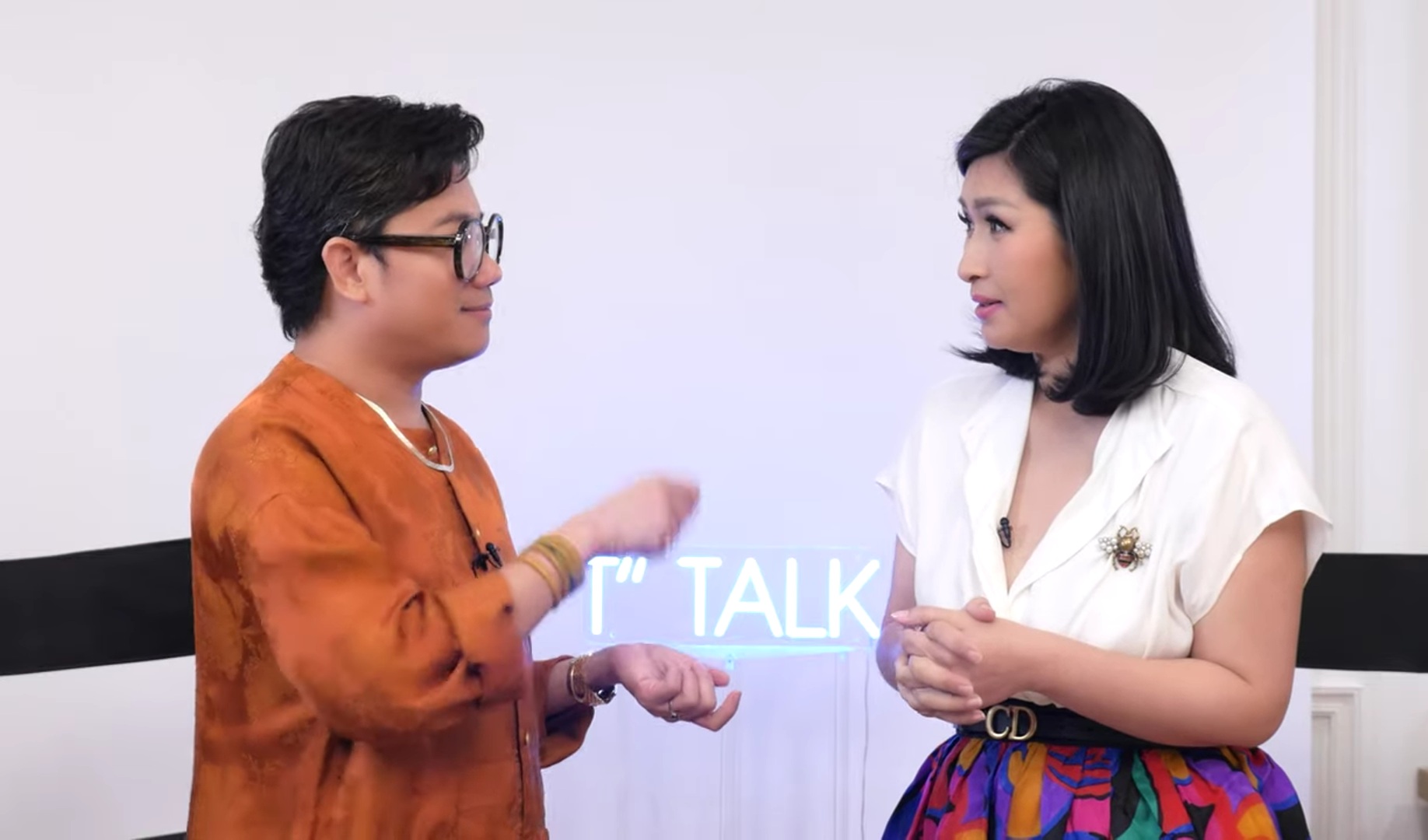 Nữ ca sĩ đi ăn bún chửi ở Hà Nội bị mắng: "Đi Mỹ rồi tôi vẫn không quên"- Ảnh 2. Nữ ca sĩ đi ăn bún chửi ở Hà Nội bị mắng: "Đi Mỹ rồi tôi vẫn không quên"- Ảnh 2.