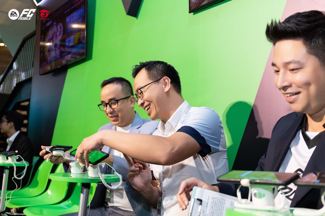 Công Phượng, Văn Hậu, Hoàng Đức… cùng hội quân trong EA SPORTS FC Mobile Việt Nam- Ảnh 6. Công Phượng, Văn Hậu, Hoàng Đức… cùng hội quân trong EA SPORTS FC Mobile Việt Nam- Ảnh 6.