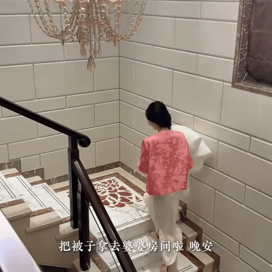 Phú bà ở biệt phủ 1200m2 làm gì lúc rảnh: Mang 5000 con tằm về làm chăn tặng mẹ chồng, chặt tre ngay tại nhà làm giấy tặng chồng, bảo sao được yêu chiều đến thế!- Ảnh 18.