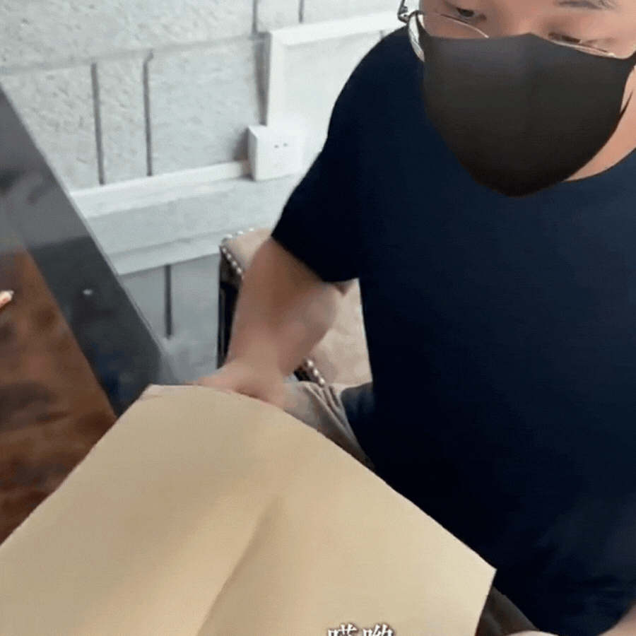 Phú bà ở biệt phủ 1200m2 làm gì lúc rảnh: Mang 5000 con tằm về làm chăn tặng mẹ chồng, chặt tre ngay tại nhà làm giấy tặng chồng, bảo sao được yêu chiều đến thế!- Ảnh 31.