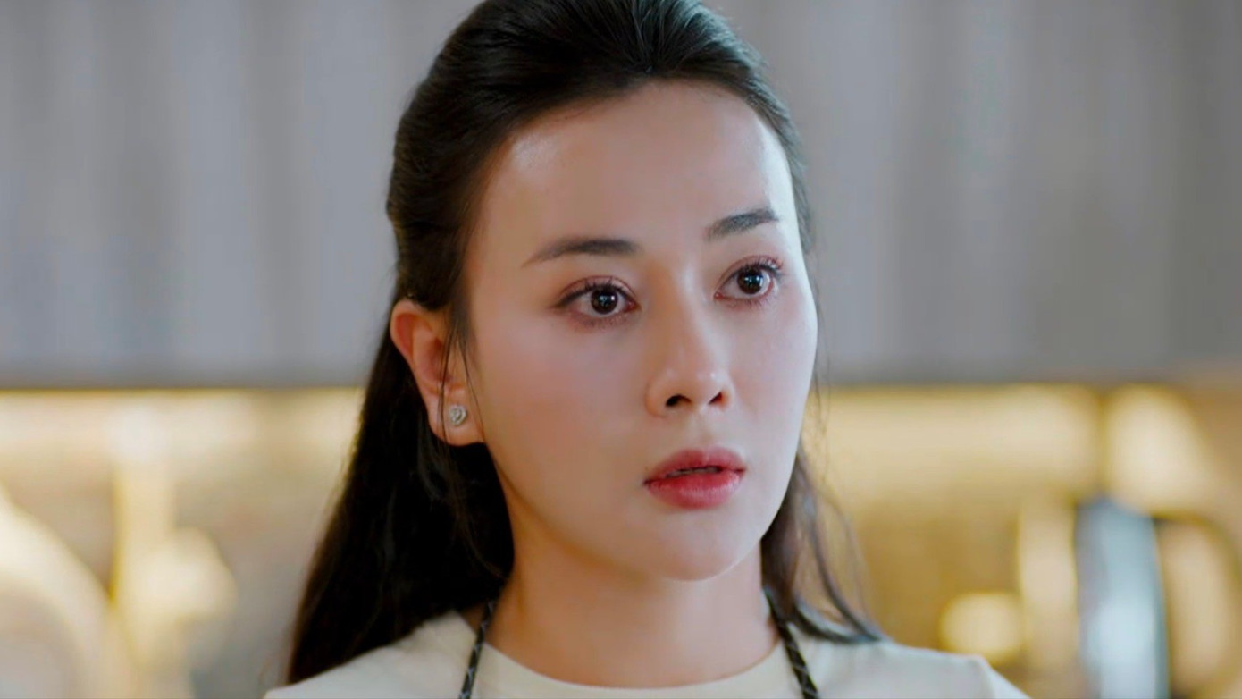 Phương Oanh bị tấn công- Ảnh 2.
