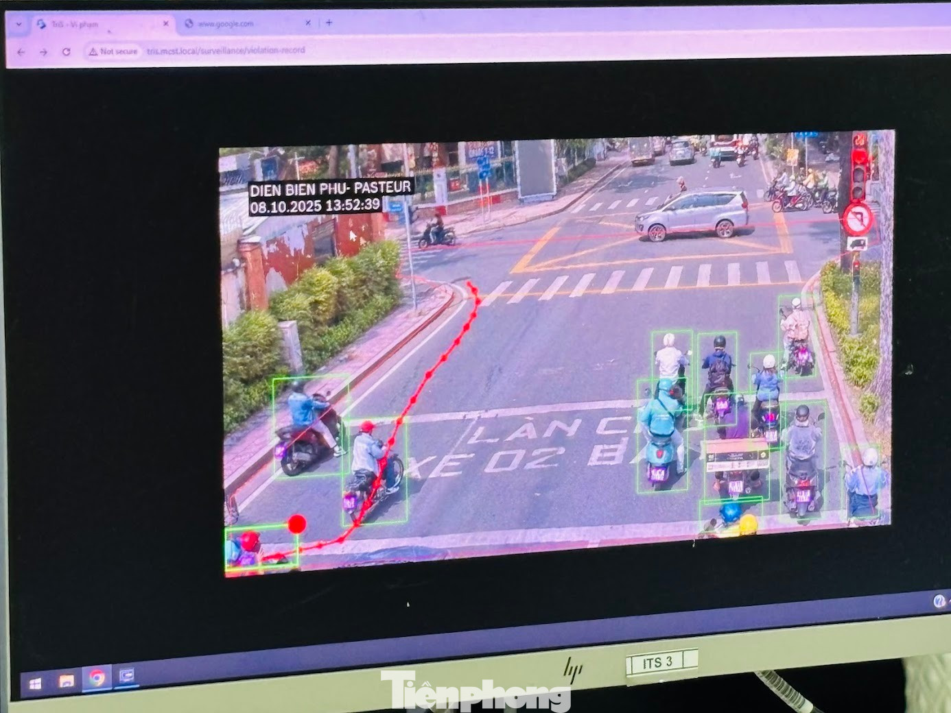 'Check in' nơi CSGT giám sát giao thông bằng camera AI ở TPHCM- Ảnh 2. 'Check in' nơi CSGT giám sát giao thông bằng camera AI ở TPHCM- Ảnh 2.