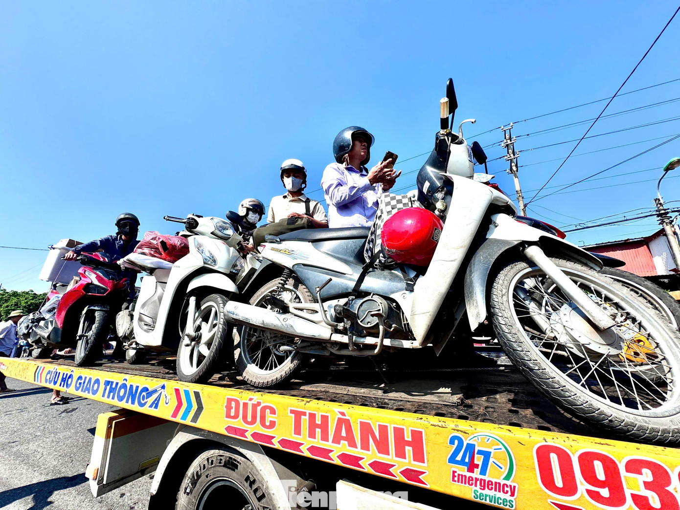 Sông Cà Lồ 'nuốt chửng' nhiều xã, hàng nghìn hộ dân ở Hà Nội bị cô lập- Ảnh 12. Sông Cà Lồ 'nuốt chửng' nhiều xã, hàng nghìn hộ dân ở Hà Nội bị cô lập- Ảnh 12.
