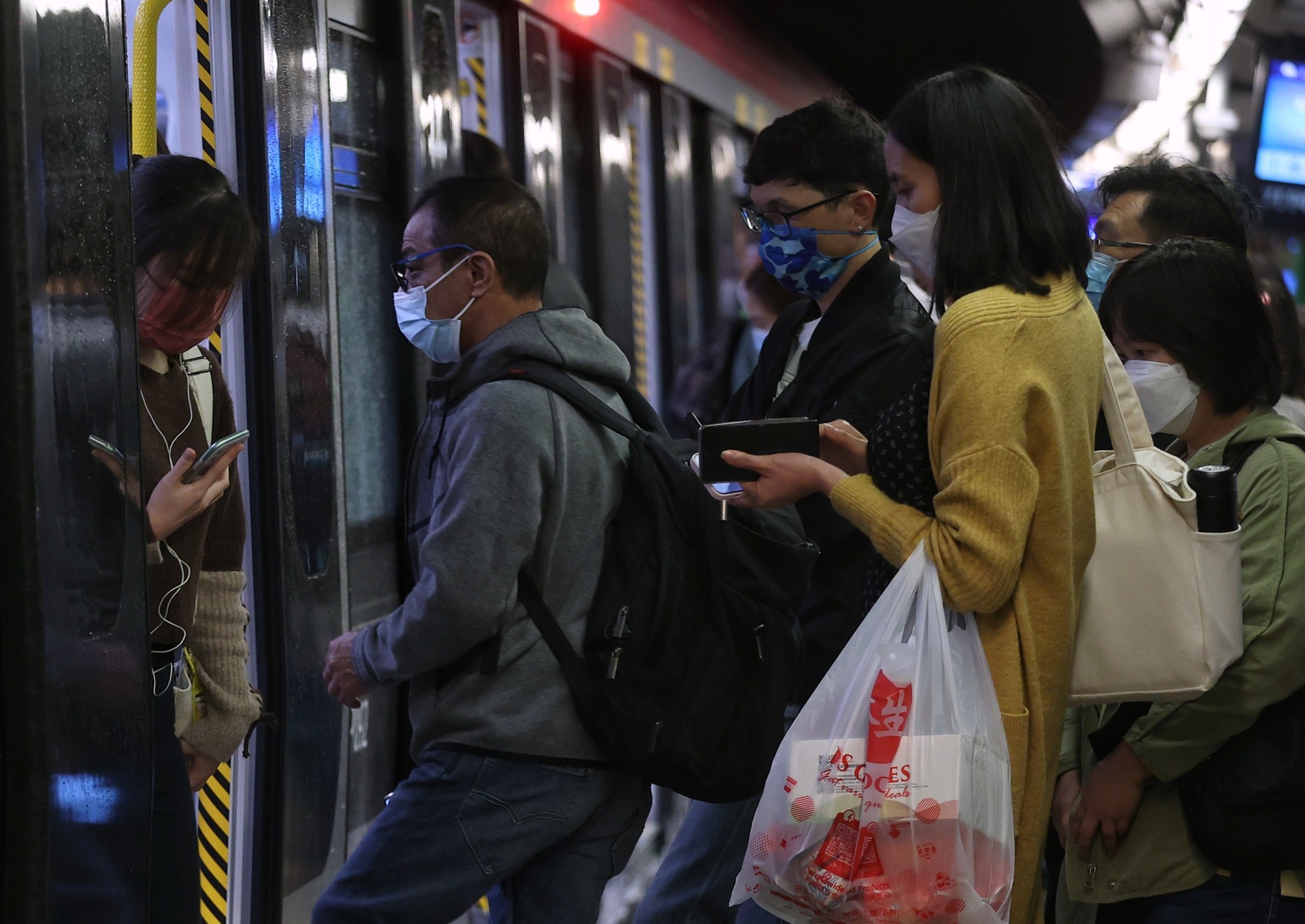 Người EQ cao luôn lặng lẽ làm 7 điều này- Ảnh 1. Người EQ cao luôn lặng lẽ làm 7 điều này- Ảnh 1.