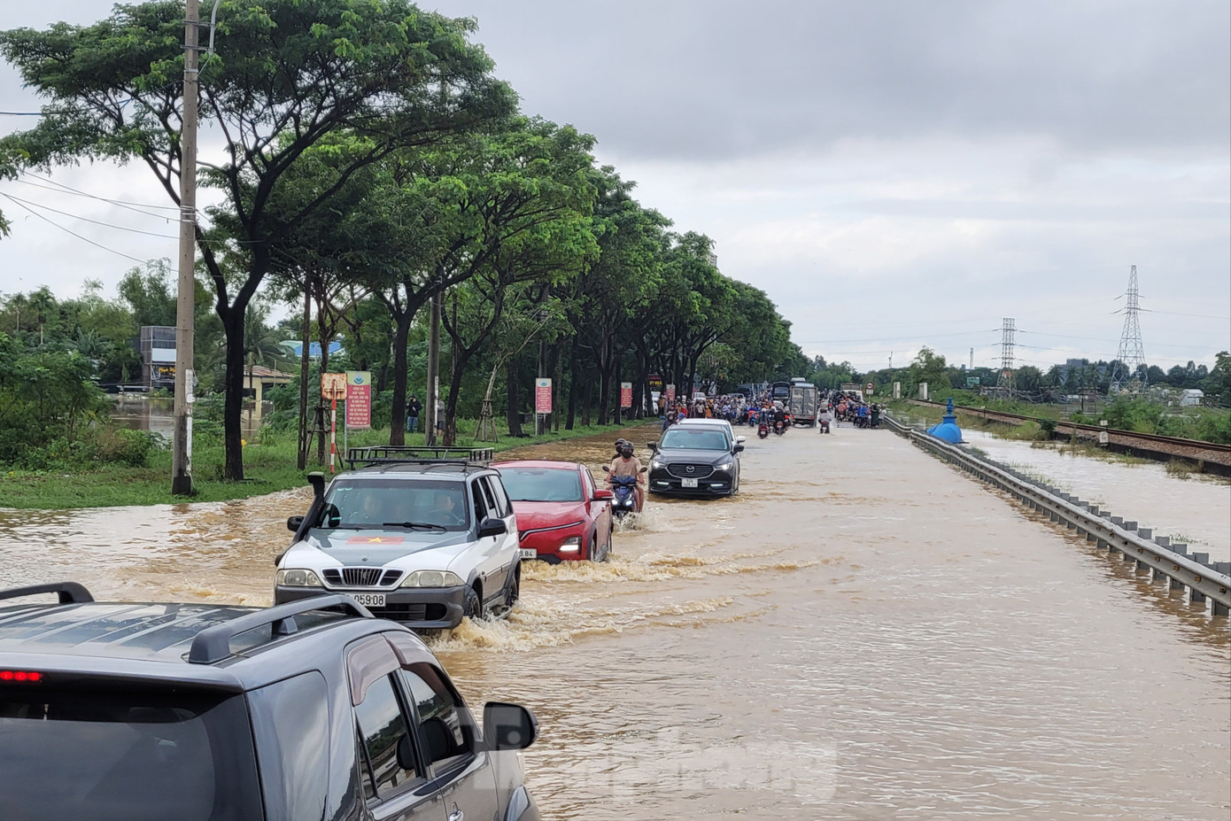 Đà Nẵng công bố tình huống khẩn cấp về thiên tai- Ảnh 1. Đà Nẵng công bố tình huống khẩn cấp về thiên tai- Ảnh 1.
