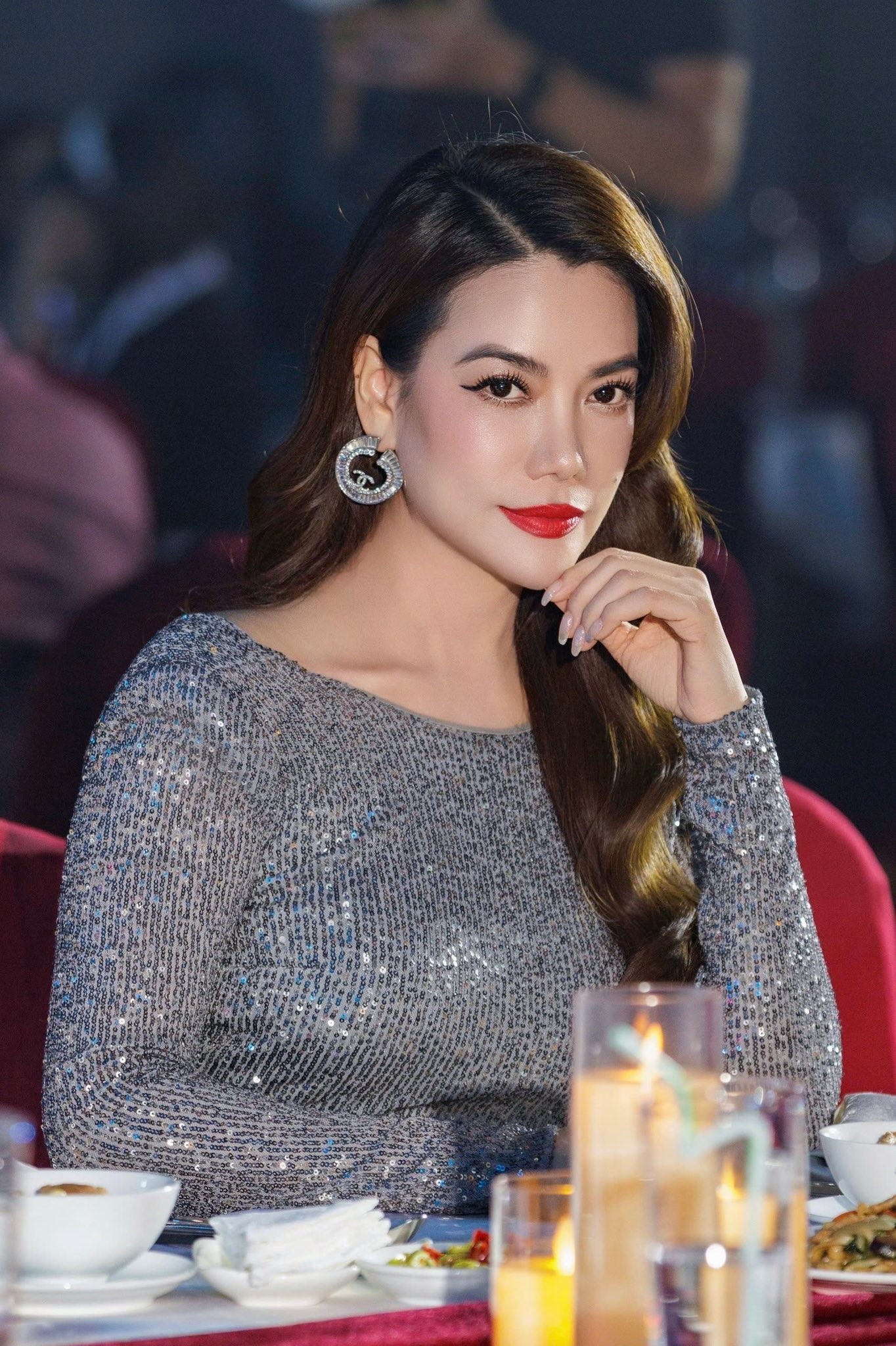 Trương Ngọc Ánh làm gì vài tiếng trước khi bị bắt?- Ảnh 3. Trương Ngọc Ánh làm gì vài tiếng trước khi bị bắt?- Ảnh 3.