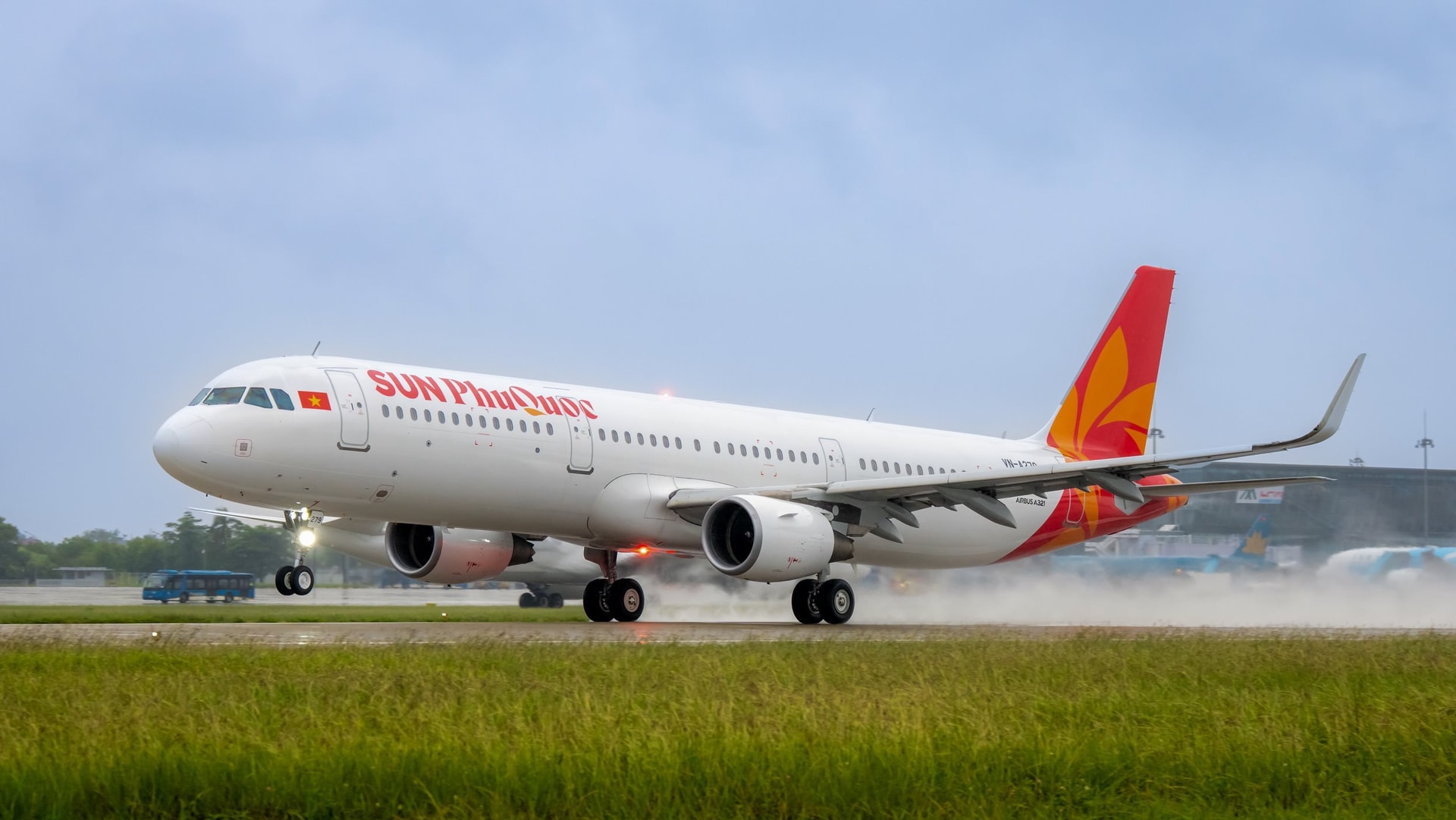 Có gì trên chuyến bay thương mại đầu tiên của Sun PhuQuoc Airways?- Ảnh 1. Có gì trên chuyến bay thương mại đầu tiên của Sun PhuQuoc Airways?- Ảnh 1.