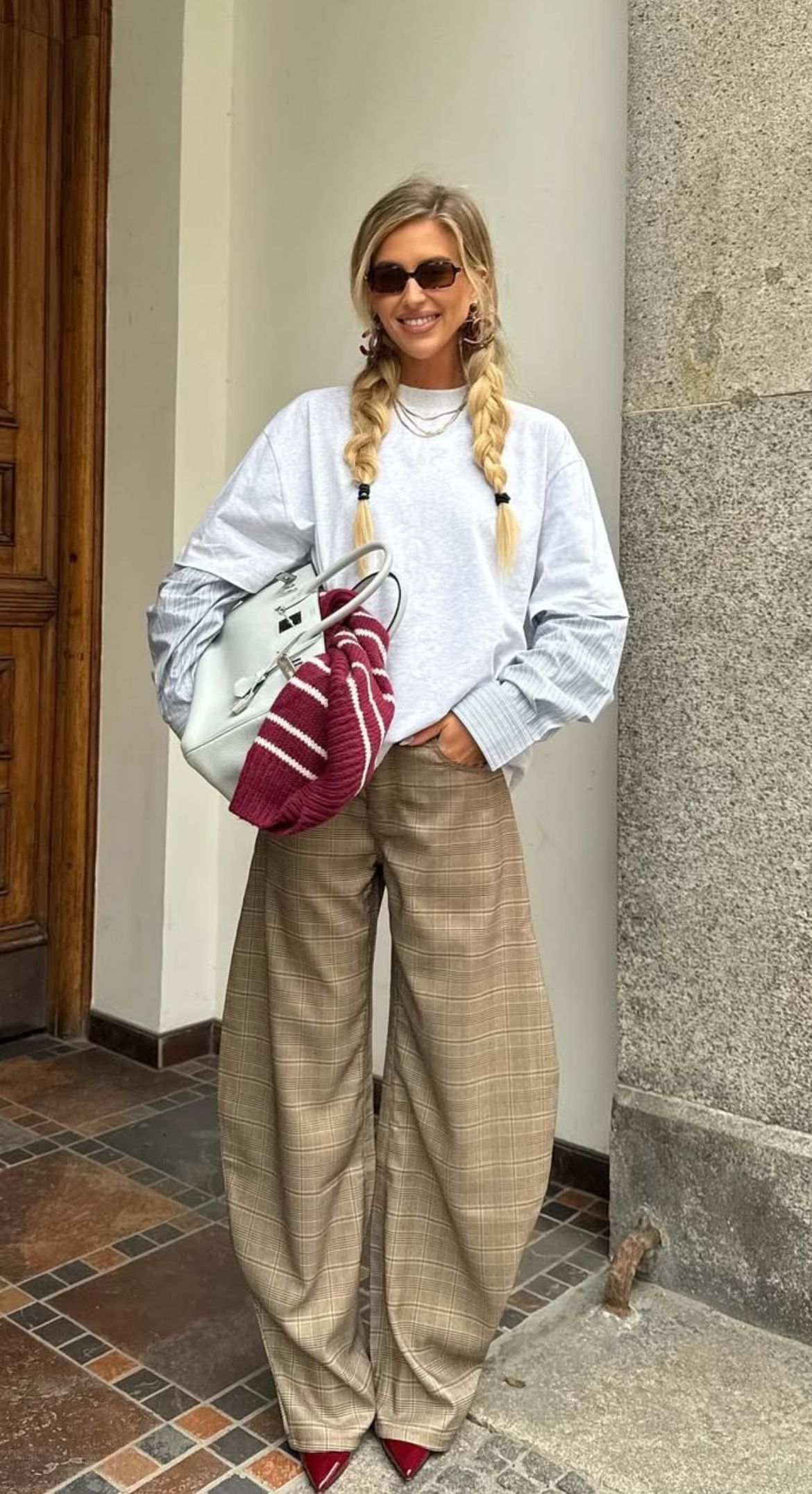 Trend tiết kiệm mà sang chảnh nhất mùa lạnh, cả MXH đều đã nhập cuộc!- Ảnh 14. Trend tiết kiệm mà sang chảnh nhất mùa lạnh, cả MXH đều đã nhập cuộc!- Ảnh 14.