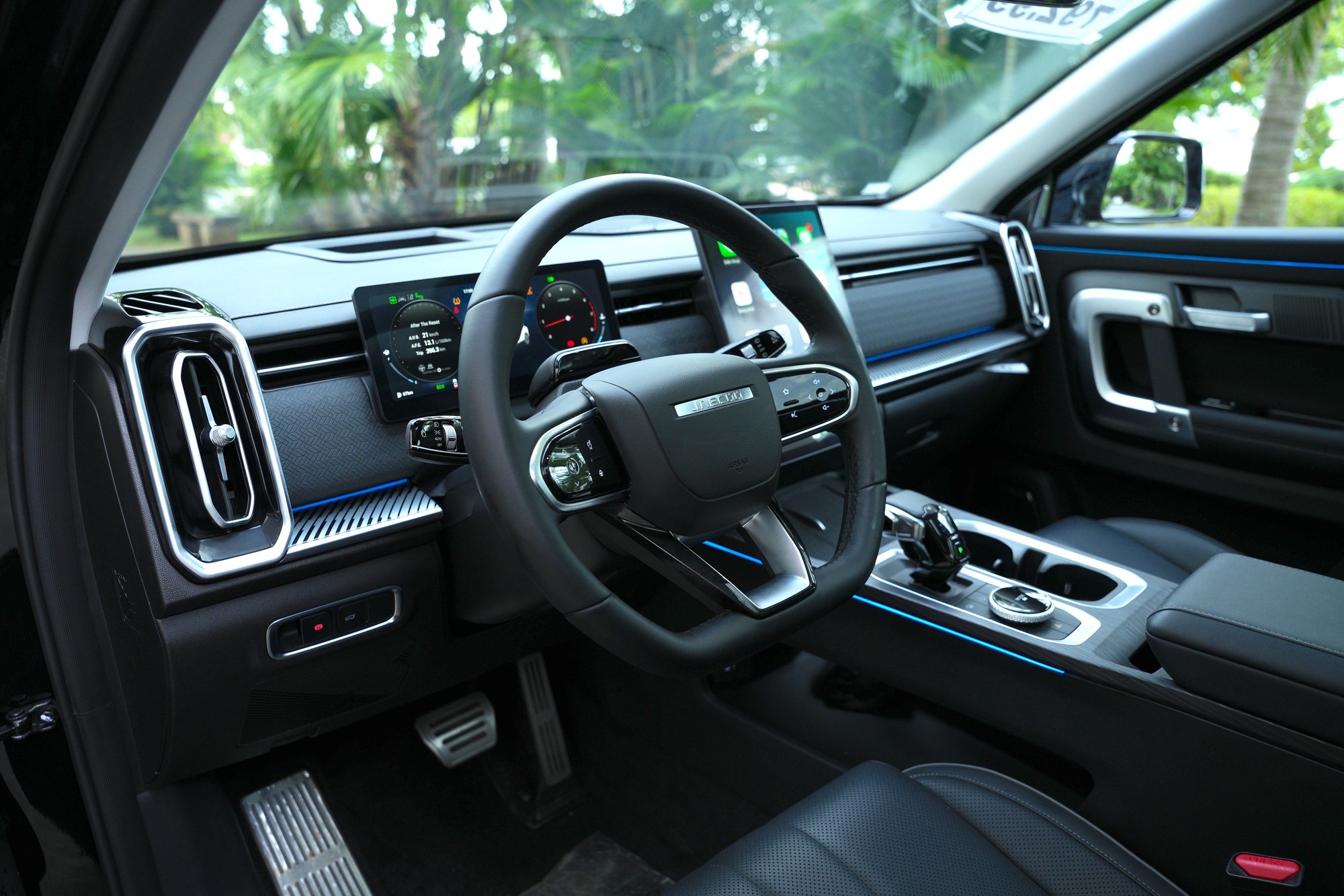 Jaecoo J7 AWD Individual chính thức ra mắt tại Việt Nam: Giá ưu đãi 799 triệu đồng, thêm hệ dẫn động 4 bánh- Ảnh 4. Jaecoo J7 AWD Individual chính thức ra mắt tại Việt Nam: Giá ưu đãi 799 triệu đồng, thêm hệ dẫn động 4 bánh- Ảnh 4.