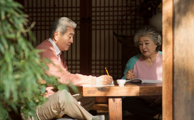 Tuổi già  Tuổi già