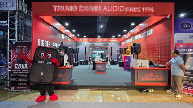 “Đại tiệc” công nghệ âm thanh - ánh sáng PLASE SHOW trở lại Hà Nội- Ảnh 12. “Đại tiệc” công nghệ âm thanh - ánh sáng PLASE SHOW trở lại Hà Nội- Ảnh 12.