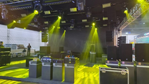 “Đại tiệc” công nghệ âm thanh - ánh sáng PLASE SHOW trở lại Hà Nội- Ảnh 8. “Đại tiệc” công nghệ âm thanh - ánh sáng PLASE SHOW trở lại Hà Nội- Ảnh 8.