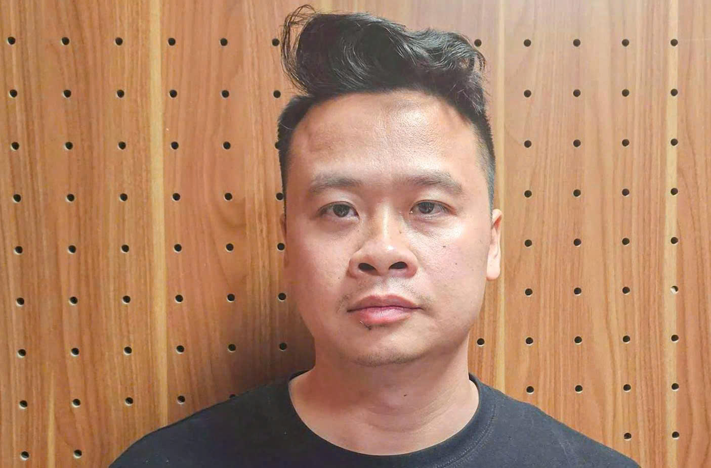 Bắt 5 đối tượng lừa đảo đầu tư tiền mã hóa- Ảnh 2. Bắt 5 đối tượng lừa đảo đầu tư tiền mã hóa- Ảnh 2.