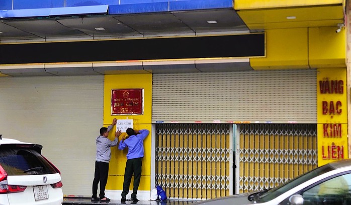 Nhiều tiệm vàng nổi tiếng ở Thanh Hóa đồng loạt đóng cửa- Ảnh 1. Nhiều tiệm vàng nổi tiếng ở Thanh Hóa đồng loạt đóng cửa- Ảnh 1.