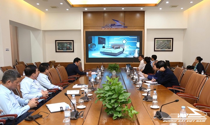 Ngay năm sau, Việt Nam dự kiến sẽ có tàu du lịch cao cấp chạy thẳng từ Hà Nội - Lào Cai- Ảnh 1.