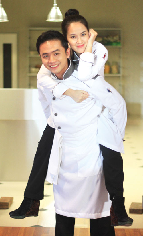 5 cặp đôi phim giả tình thật đẹp nhất Việt Nam: Trấn Thành - Hari Won xếp thứ 2, hạng 1 đúng chuẩn "tiên đồng ngọc nữ"- Ảnh 1. 5 cặp đôi phim giả tình thật đẹp nhất Việt Nam: Trấn Thành - Hari Won xếp thứ 2, hạng 1 đúng chuẩn "tiên đồng ngọc nữ"- Ảnh 1.