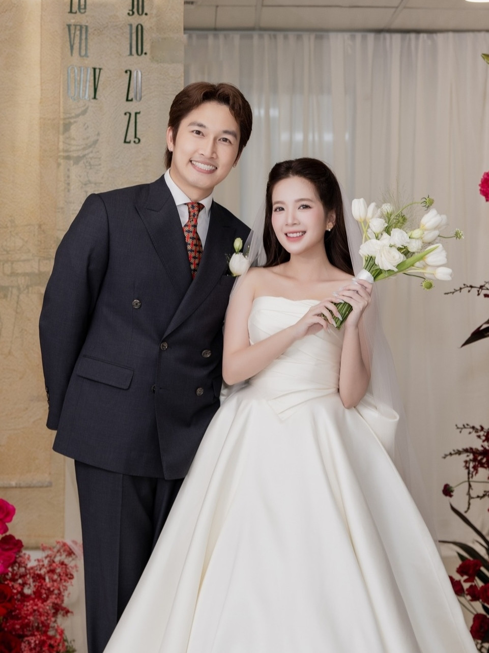 5 cặp đôi phim giả tình thật đẹp nhất Việt Nam: Trấn Thành - Hari Won xếp thứ 2, hạng 1 đúng chuẩn "tiên đồng ngọc nữ"- Ảnh 10. 5 cặp đôi phim giả tình thật đẹp nhất Việt Nam: Trấn Thành - Hari Won xếp thứ 2, hạng 1 đúng chuẩn "tiên đồng ngọc nữ"- Ảnh 10.