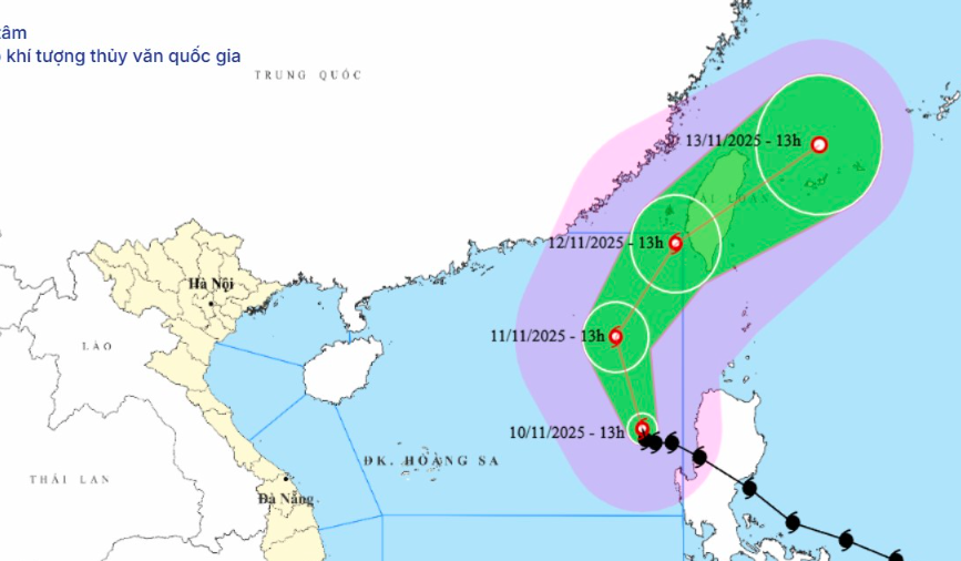 Bão Fung Wong giật cấp 16, đổi hướng di chuyển- Ảnh 1. Bão Fung Wong giật cấp 16, đổi hướng di chuyển- Ảnh 1.
