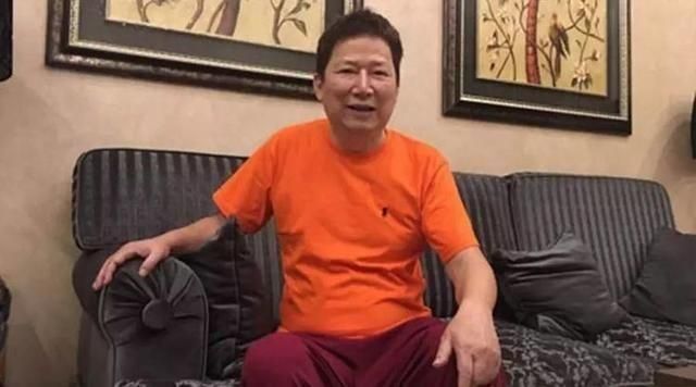 Thừa kế 99.000 tỷ đồng từ vợ đại gia hơn 38 tuổi, người đàn ông hào phóng cho "người dưng": Cuối đời nhiều tiền nhưng chẳng thể tiêu- Ảnh 6. Thừa kế 99.000 tỷ đồng từ vợ đại gia hơn 38 tuổi, người đàn ông hào phóng cho "người dưng": Cuối đời nhiều tiền nhưng chẳng thể tiêu- Ảnh 6.