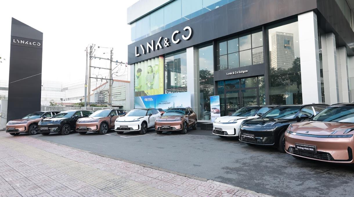 Lynk & Co 08 EM-P: Vì sao khách Việt xuống tiền tỷ nhưng không tiếc?- Ảnh 4.