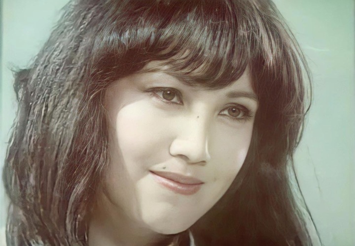 Mỹ nhân của 'Ván bài lật ngửa': Làm mẹ đơn thân 50 năm, an yên nơi xứ người- Ảnh 2.