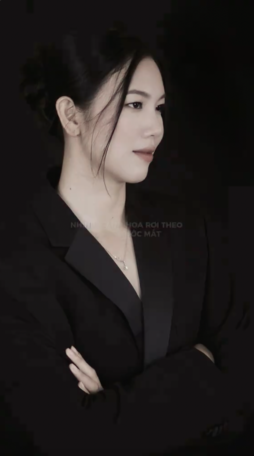 Ánh Viên dùng nhan sắc 