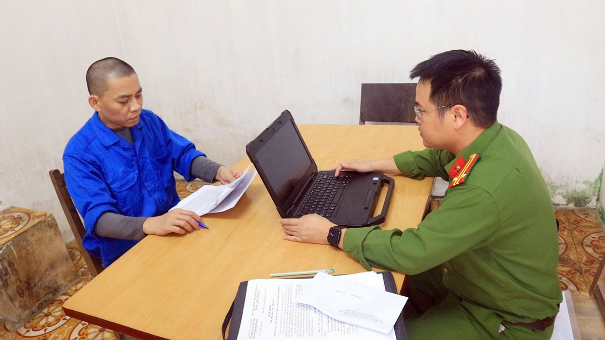 Bắt 2 ông trùm lừa đào tiền ảo- Ảnh 2.