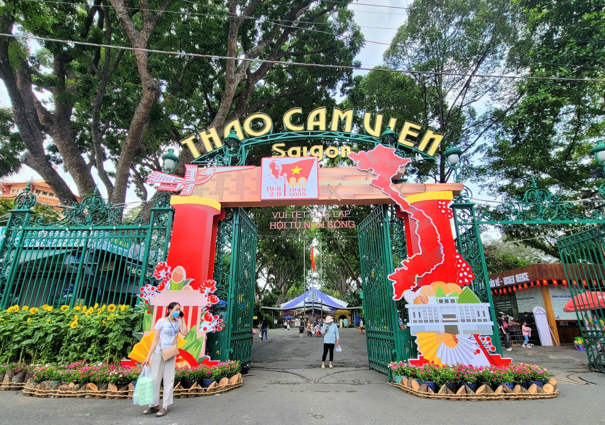 Hành trình từ nợ thuế hơn 800 tỷ đến có lãi của doanh nghiệp sở hữu 17 ha đất vàng giữa phường Sài Gòn- Ảnh 1. Hành trình từ nợ thuế hơn 800 tỷ đến có lãi của doanh nghiệp sở hữu 17 ha đất vàng giữa phường Sài Gòn- Ảnh 1.