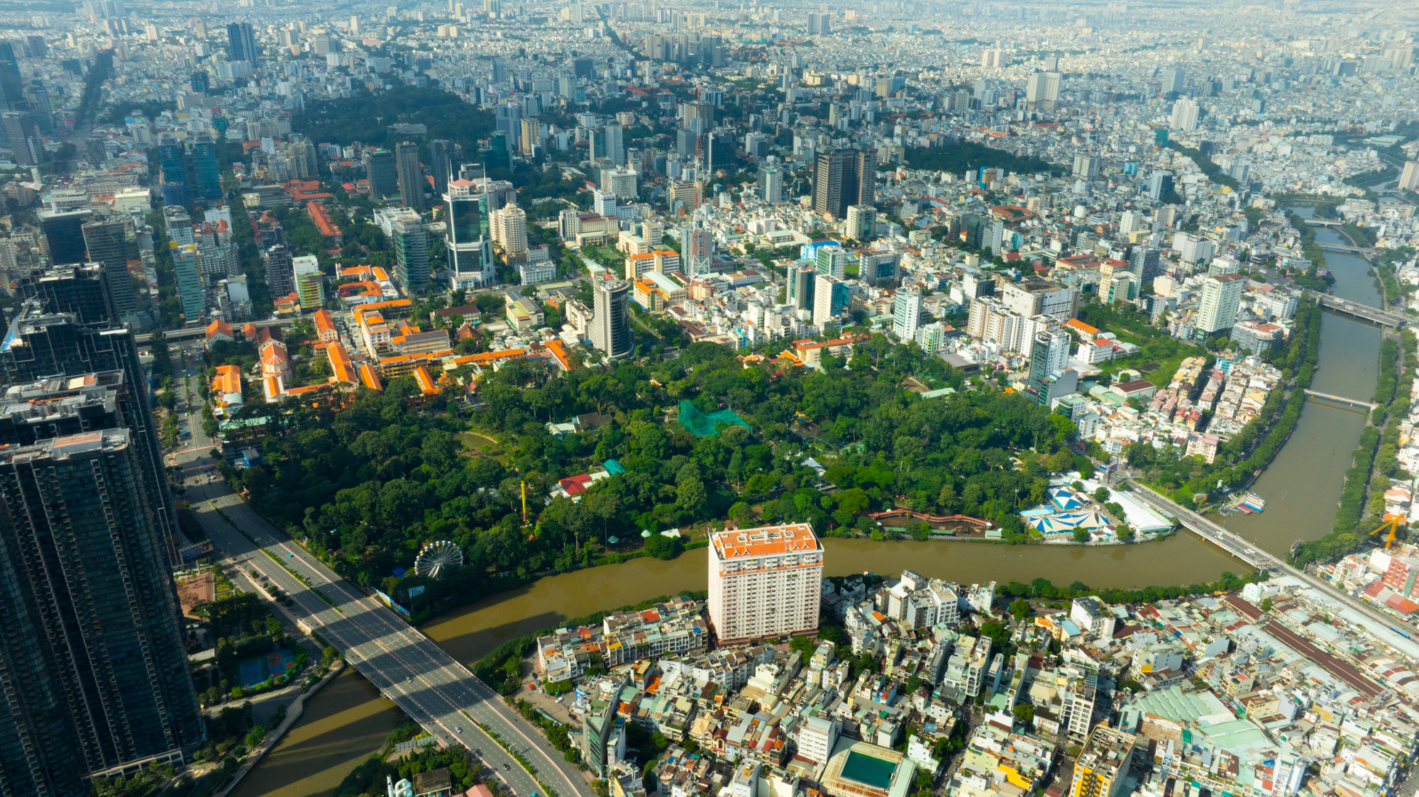 Hành trình từ nợ thuế hơn 800 tỷ đến có lãi của doanh nghiệp sở hữu 17 ha đất vàng giữa phường Sài Gòn- Ảnh 2. Hành trình từ nợ thuế hơn 800 tỷ đến có lãi của doanh nghiệp sở hữu 17 ha đất vàng giữa phường Sài Gòn- Ảnh 2.