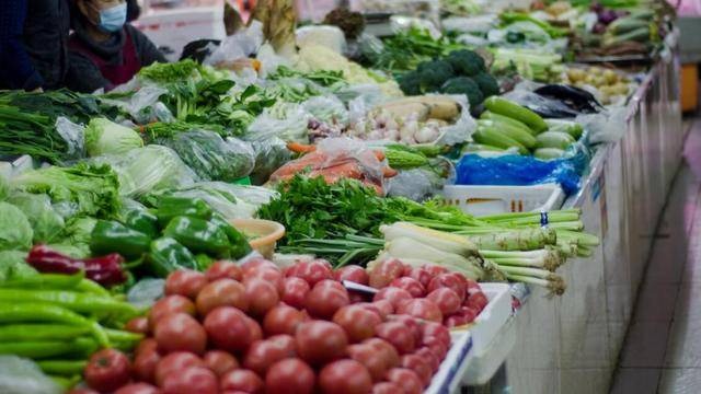 4 loại rau củ không thuốc trừ sâu, bạn đi chợ cứ yên tâm MUA- Ảnh 1. 4 loại rau củ không thuốc trừ sâu, bạn đi chợ cứ yên tâm MUA- Ảnh 1.