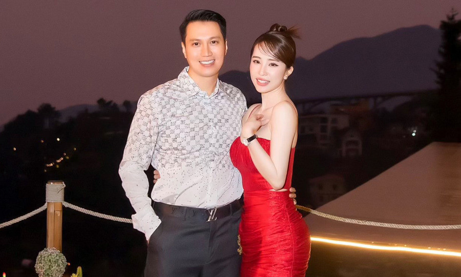 Việt Anh để lộ bằng chứng đang hẹn hò Quỳnh Nga?- Ảnh 5. Việt Anh để lộ bằng chứng đang hẹn hò Quỳnh Nga?- Ảnh 5.