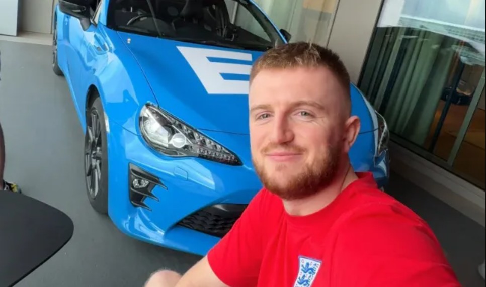 25 tuổi nợ hơn 600 triệu đồng vì... cố gây ấn tượng với bạn gái: “Tôi muốn chứng minh có thể lo được cho người yêu”- Ảnh 1. 25 tuổi nợ hơn 600 triệu đồng vì... cố gây ấn tượng với bạn gái: “Tôi muốn chứng minh có thể lo được cho người yêu”- Ảnh 1.