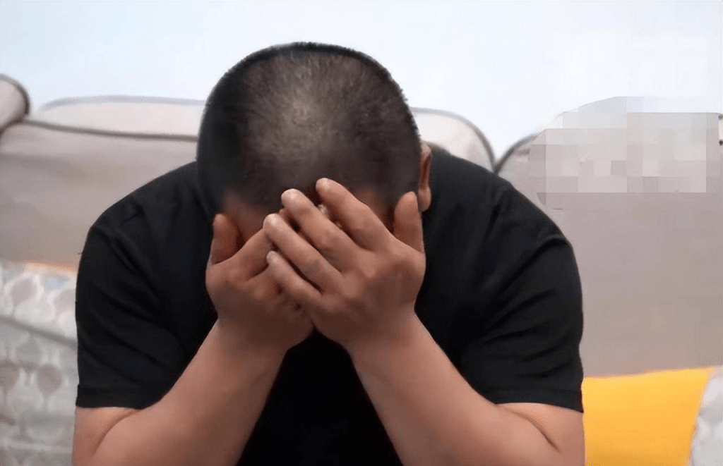 Kịch bản lừa đảo mới chưa từng xuất hiện, mất 15 tỷ trong 10 phút dù "mắt thấy, tai nghe"- Ảnh 2. Kịch bản lừa đảo mới chưa từng xuất hiện, mất 15 tỷ trong 10 phút dù "mắt thấy, tai nghe"- Ảnh 2.