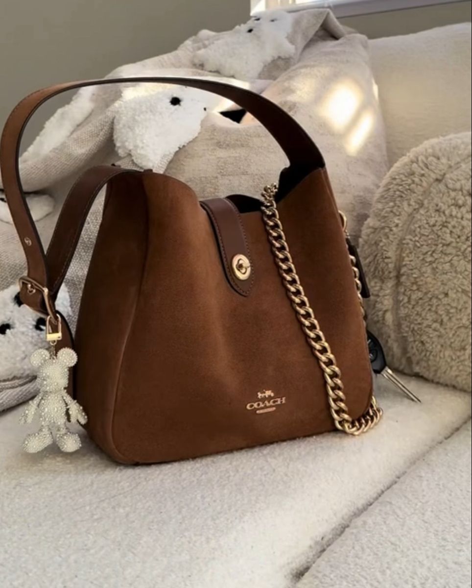 Túi mới nhất của Chanel khiến MXH bùng nổ, dân tình khẩn thiết đòi 