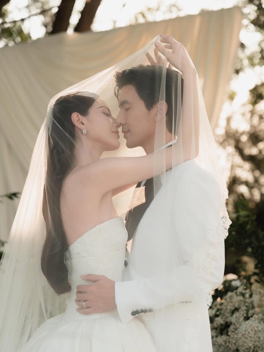 Ngắm đám cưới của Ngắm đám cưới của