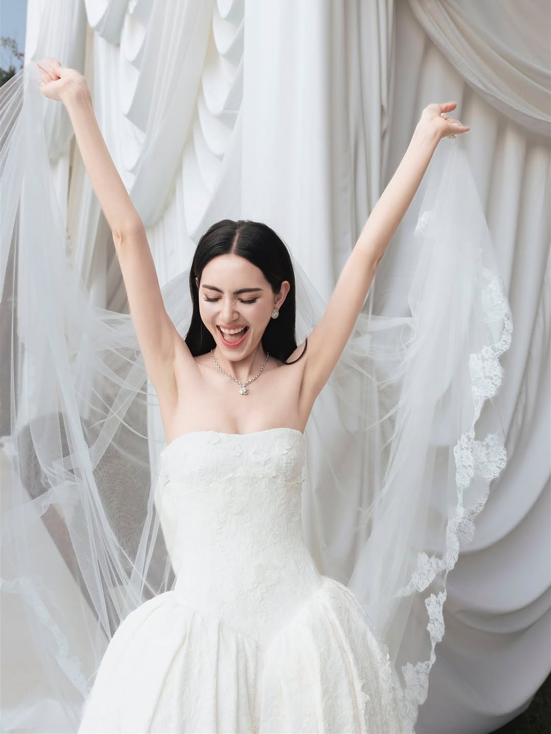 Ngắm đám cưới của Ngắm đám cưới của