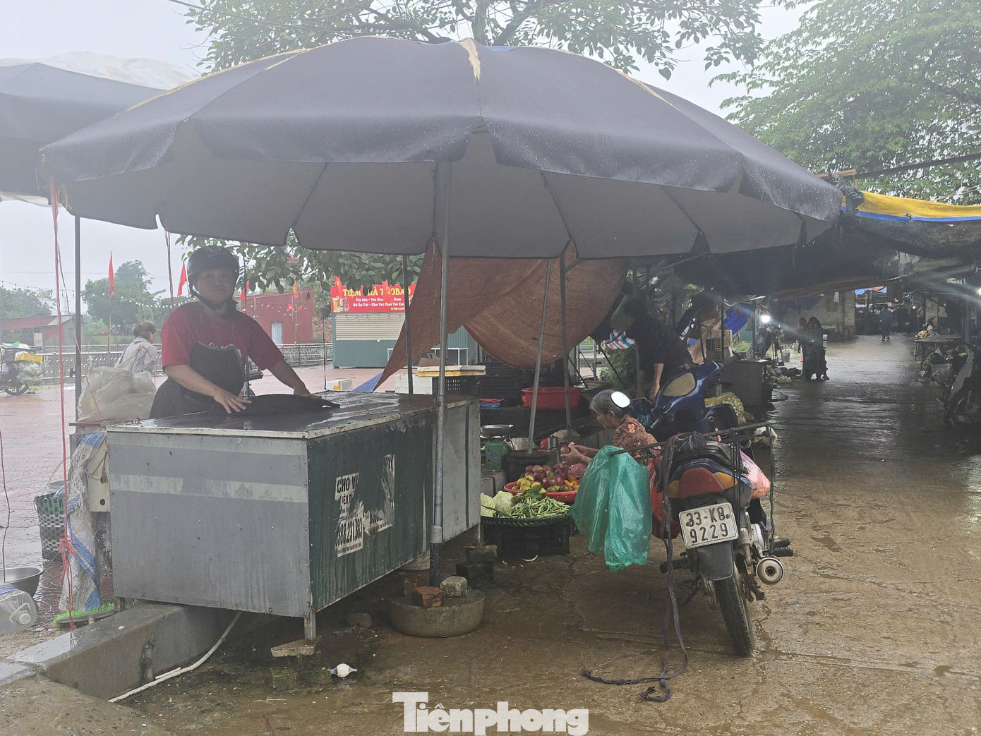 Hà Nội: Khu chợ 'đắp chiếu' 11 năm được đề xuất chuyển đổi thành nhà ở xã hội- Ảnh 4.