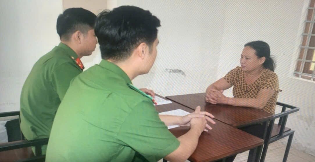 Người đàn ông 50 tuổi ở Hưng Yên chuyển thành công 2,2 tỷ đồng nhưng không liên lạc được người nhận: Công an tỉnh khởi tố người nhận tiền- Ảnh 1.